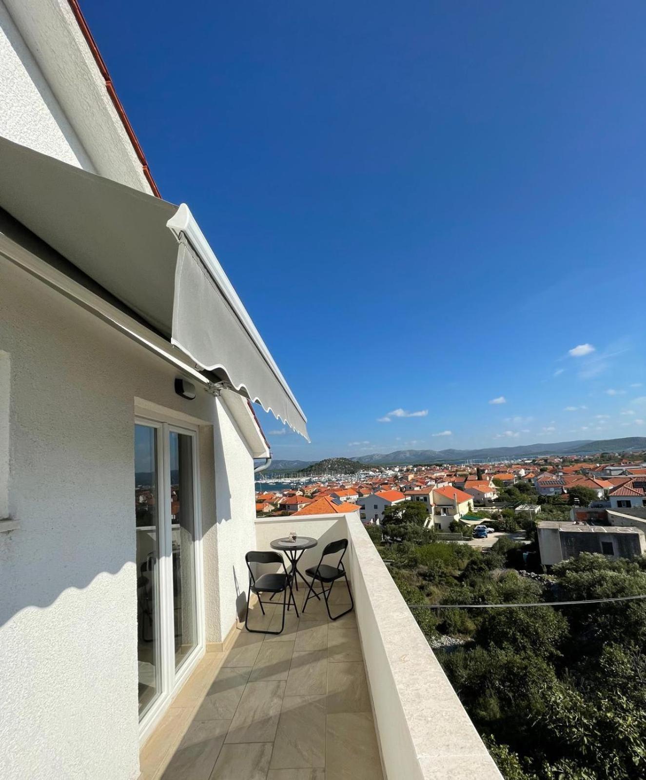 Apartments Kostelic Murter Quarto foto